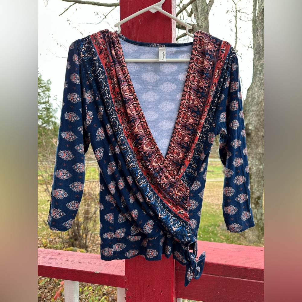 Women’s Blouse